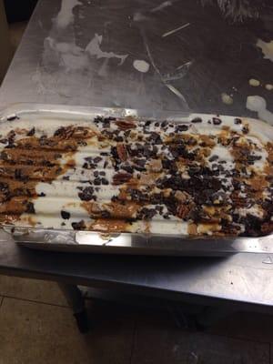 Turtle Cheesecake Gelato