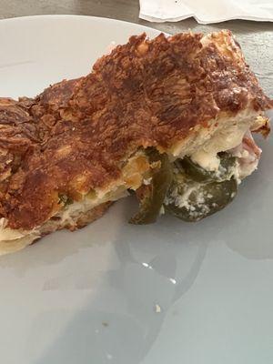 section view of the ham cheese jalapeños croissant