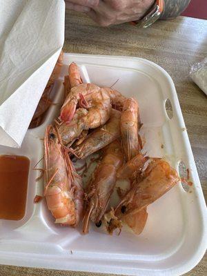 Boiled shrimp yum