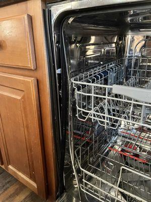 Damaged samsung dishwasher David m