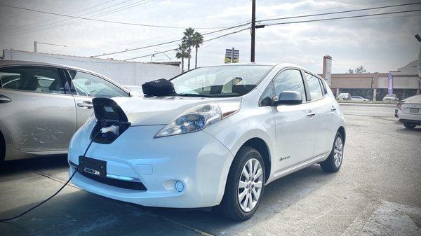 2015 Nissan Leaf in great shape and very low mileage!