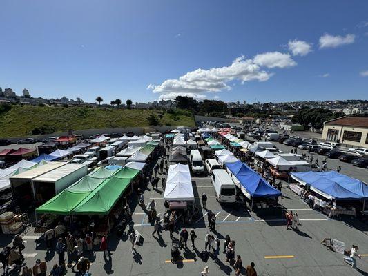 Huge farmer's market