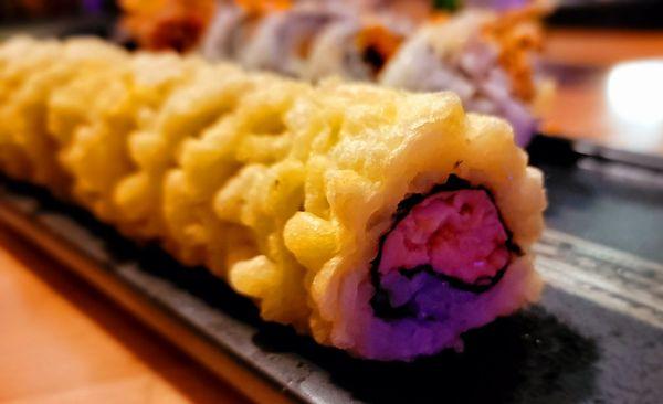 Fried salmon roll