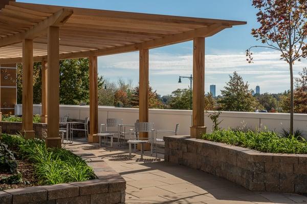 Outdoor Terrace with Grilling/Lounge Area