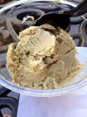 Real pistachio ice cream. Not overly sweet -- tastes like it's freshly ground nut butter. Creamy and delicious.