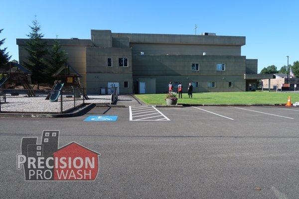 Puyallup Siding Soft Wash EIFS Building Cleaning Commercial Pressure Washing