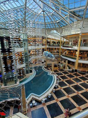 Beautiful Colors & Sparkles on the 3rd Level Inside Somerset Mall.  11/15/2023