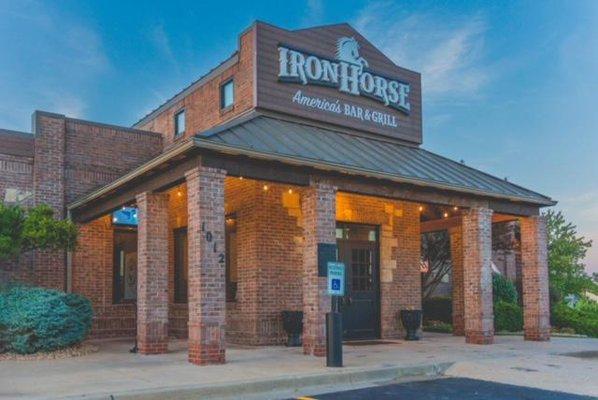 "Unleash Your Taste Buds: Immerse Yourself in the Unforgettable Bar and Grill Journey at Iron Horse Bar and Grill in Lee's Su...