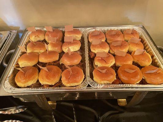 Pulled pork & Buffalo Chicken Sliders