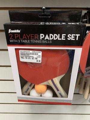 Table tennis paddle set