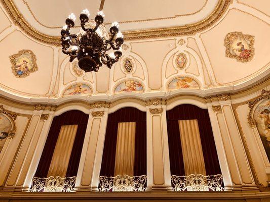 The Palace Theatre Albany | main lobby + original brass chandelier