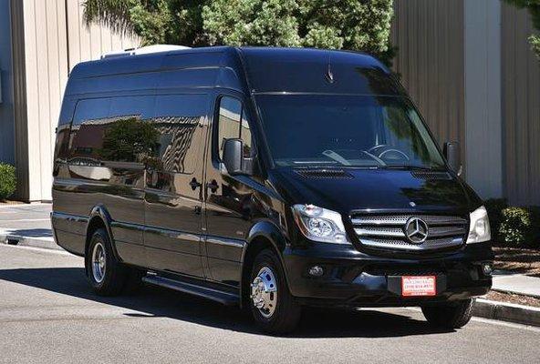 Sprinter Limo fits up to 11 guests