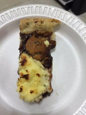 Cookie cheese cake pizza sample