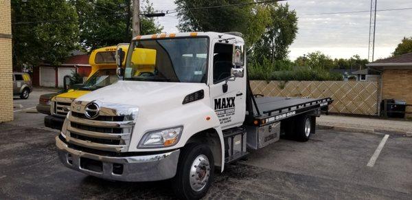 Maxx Towing ; Joliet, IL