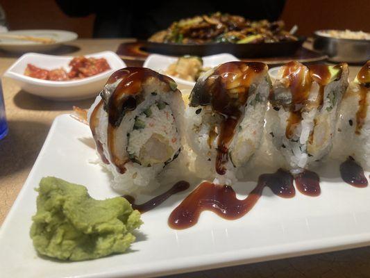 Dragon roll