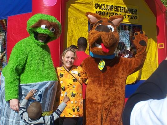 Dr. Debi hanging with a couple of friends at our annual Fall Festival held the Saturday before Halloween!  Everyone invited!