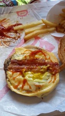 You call this a bacon cheeseburger?! C'mon, man!