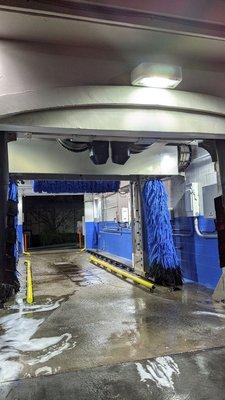 I'm a regular here and this brand new carwash was added very recently! Love the touch less option