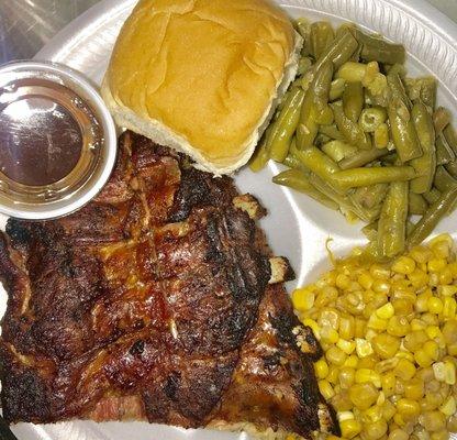 Half Rack w/Fresh Corn & Green Beans