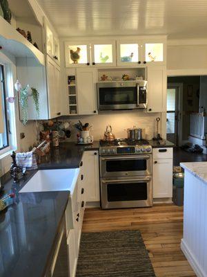 Sunshine Meadows Farmhouse is farmhouse living....with Door County style!  The home sleeps 8 and has 4 bedrooms and 1.5 baths in Sister Bay.