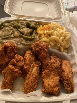 Chicken string beans and macaroni & cheese