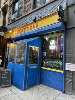 Ginger's Bar