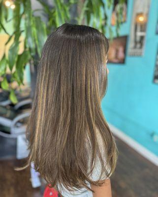 Highlights and haircut refresh by Nicha. The goal was to have brighter pops of highlights while still looking natural.