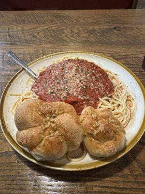 Spaghetti and garlic knots for lunch. Less than $6!