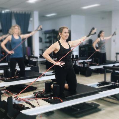 Pilates reformer classes