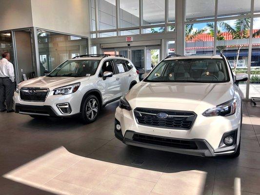 Interior Subaru Showroom