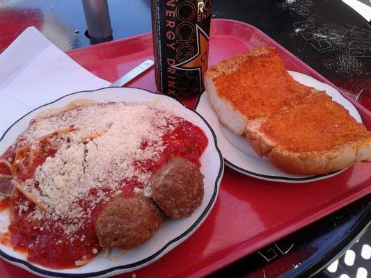 Small spaghetti marinara two meat ball and with two gralic bread $6.50