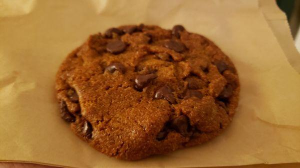 Vegan cookie ($2.50). Crispy and tasty.