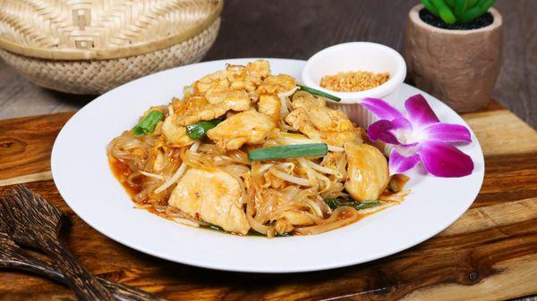 PAD THAI