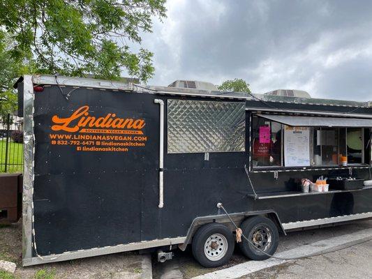 Lindiana's Southern Vegan Kitchen Food Truck