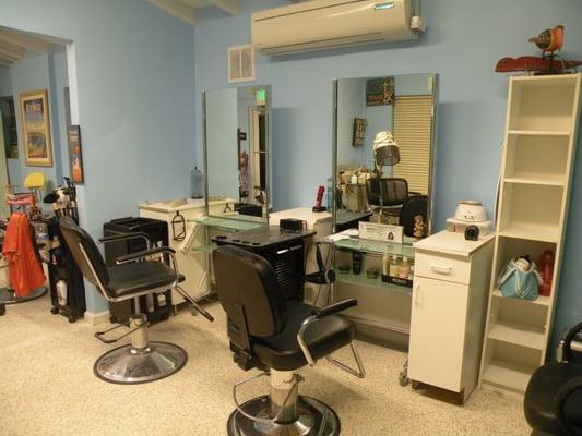 casual, comfortable hairstyling salon, never stuffy or pretentious. you will feel at home here