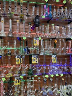 Bongs and glass pipe accessories