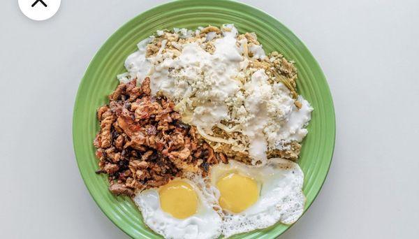 Chilaquiles Verdes con Pastor