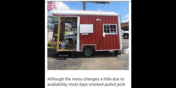 BBQ trailer in front of old 2 Wise Guys liquor store