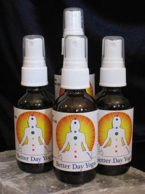 My own yoga mat essential oil spray! Disinfects & promotes mental alertness or wakefulness when experiencing fatigue and drowsiness