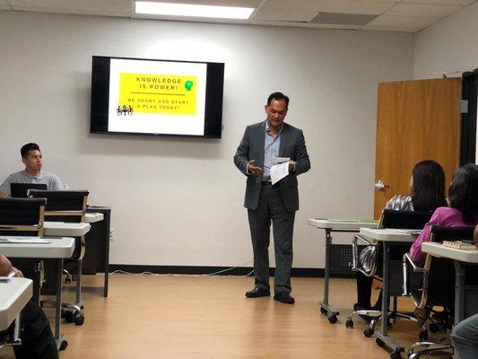 Agent Ulrik Singontiko at our San Fernando Valley office teaching guests about Financing, Lending, and how to buy your next home!