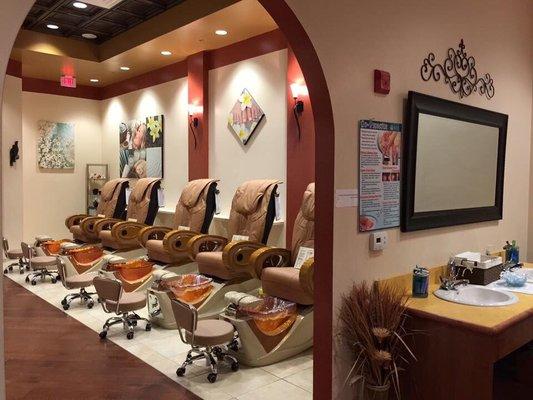 Exxcel Nail and Spa