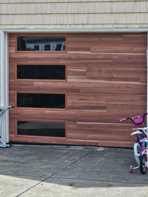 Planks door with tinted glass