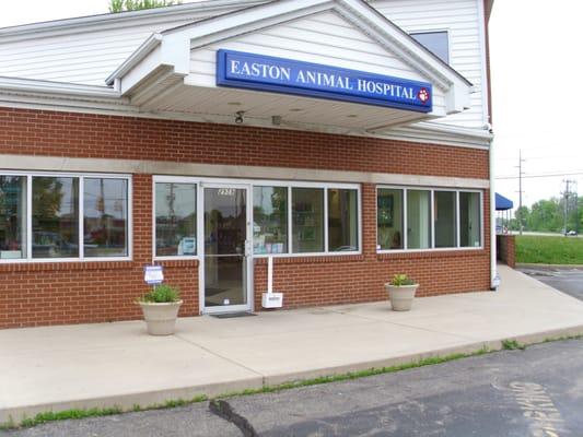 Entrance to Easton Animal Hospital