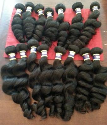 100% Unprocessed virgin Malaysian hair, Inches 16-24! Double Weft, Full bundles