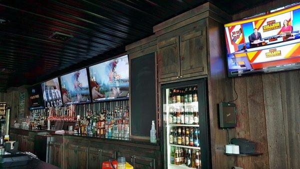 The bar and the TVs.   Great for Football Games!   They even play my BUCS!