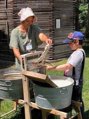 Washing with Washboard