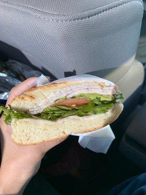 "Torta de pavo" which is translated to "regular sandwich"