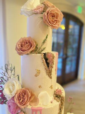 Wedding cake with edible crystals