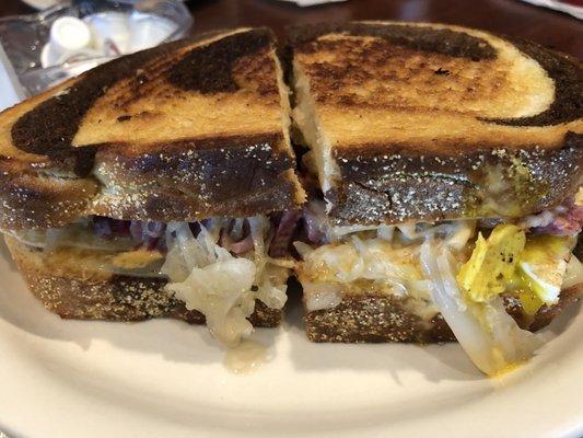 breakfast reuben