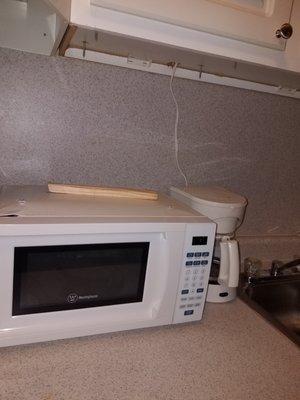 Microwave had fallen and never repaired